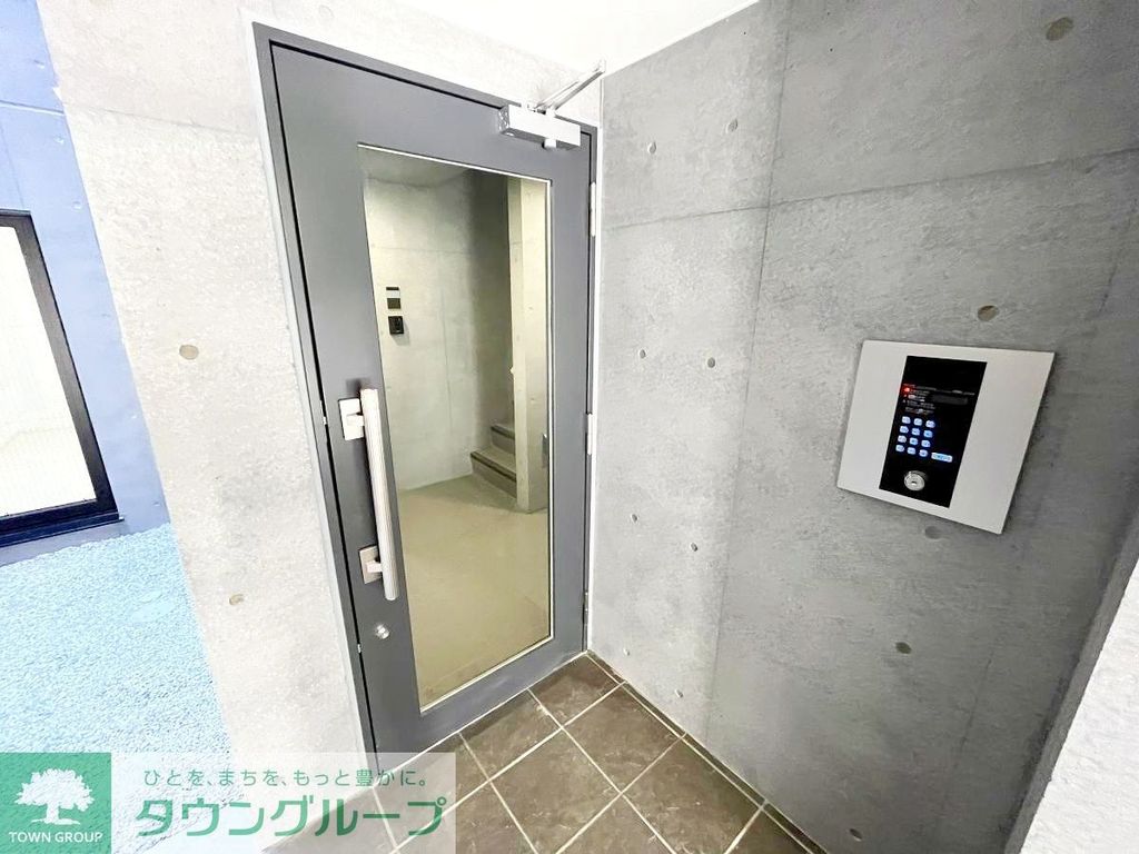 エントランス　エントランス