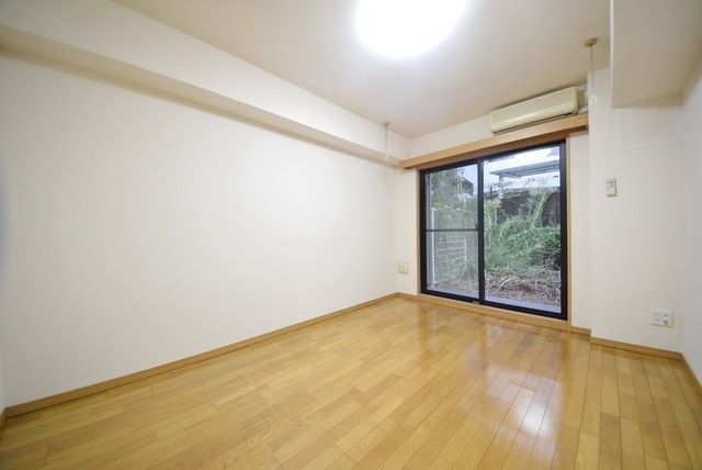 居室・リビング　★日当たりの良いリビングです★