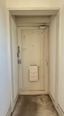 玄関　※別部屋参考写真