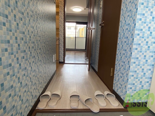 玄関　玄関からの風景を撮影しました。イメージできますか。