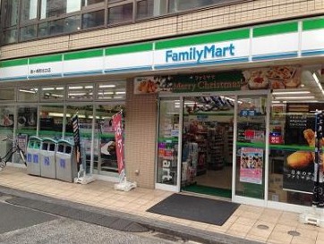 コンビニ　ファミリーマート 相鉄鶴ヶ峰駅店（コンビニ）まで261m