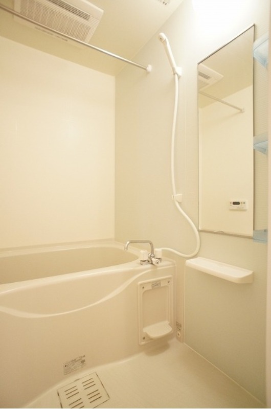 バス・シャワールーム　図面と現状に相違がある場合には現状を優先