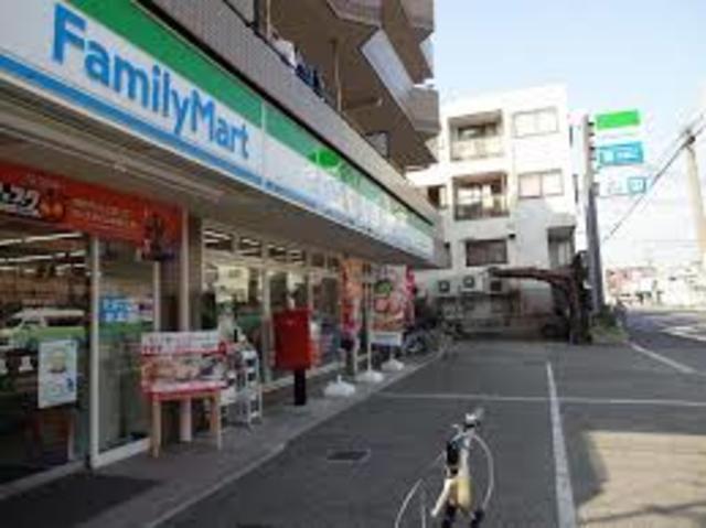 コンビニ　ファミリーマート尼崎大庄西町店（コンビニ）まで839m