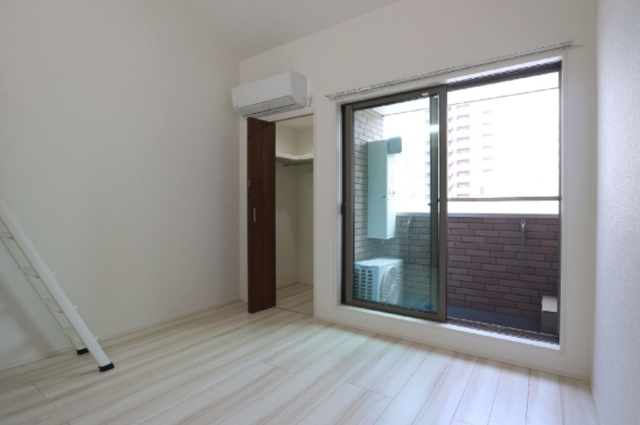 居室・リビング　洋室