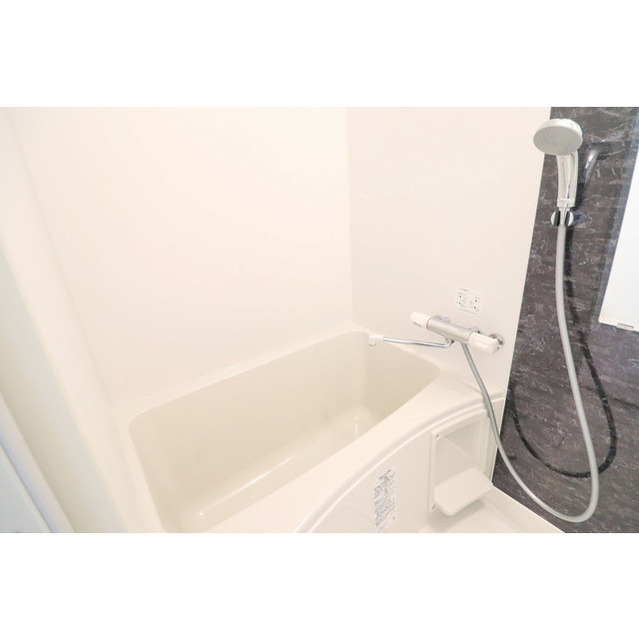 バス・シャワールーム　バスルーム