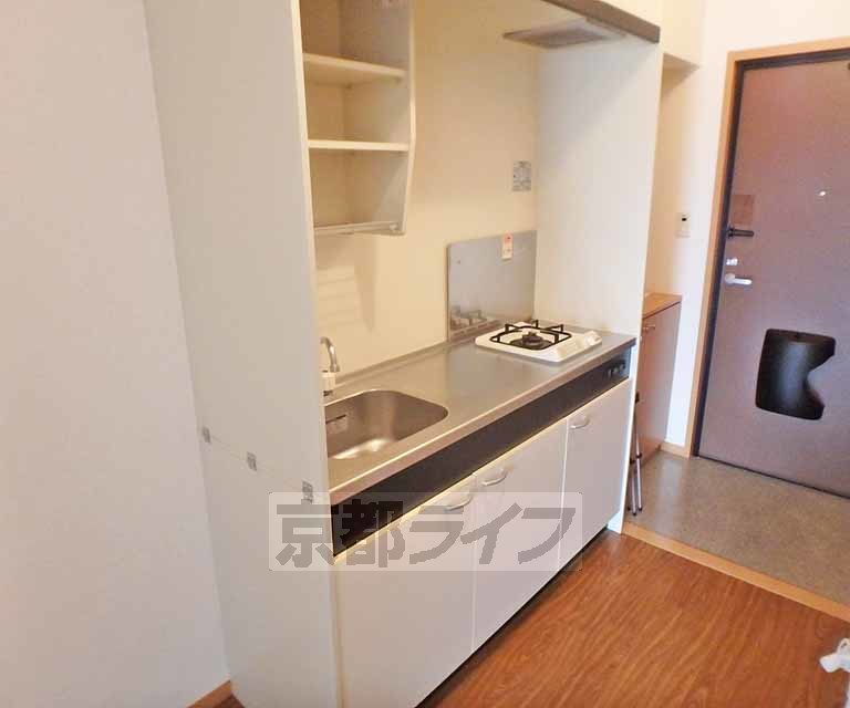 キッチン　一人暮らしにちょうどいいサイズ