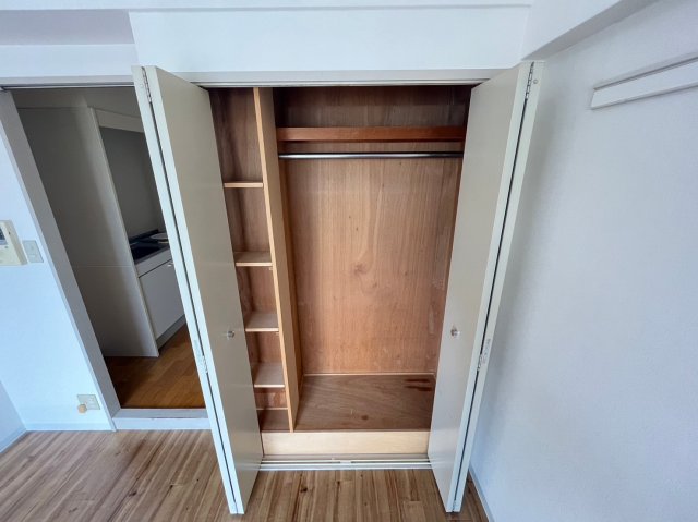 収納　第30プロスパー泉