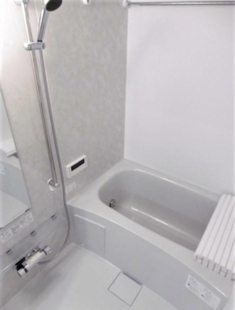 バス・シャワールーム　お風呂です