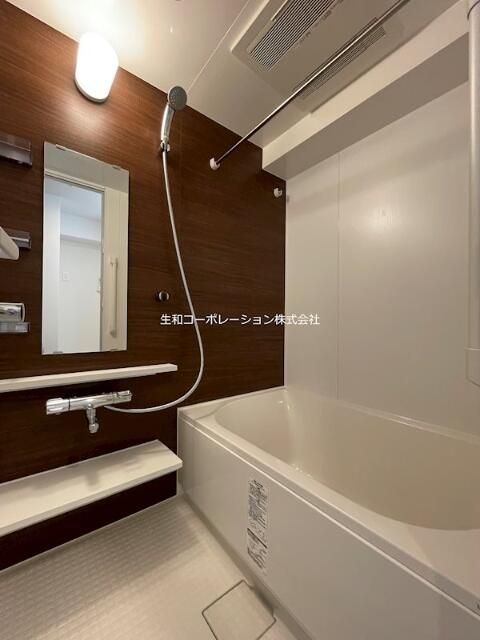 バス・シャワールーム