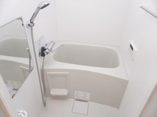 バス・シャワールーム　浴室