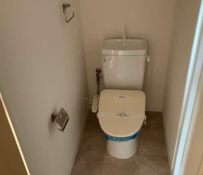 トイレ　コンパクトで使いやすいトイレです