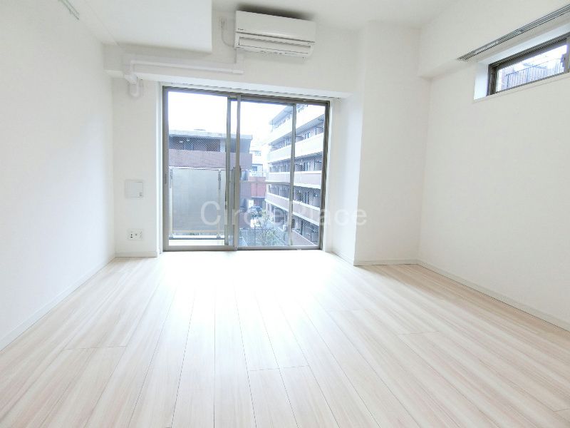 居室・リビング　角部屋！２面採光！