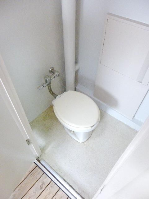 トイレ　別部屋参考写真