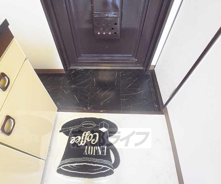 玄関　便利なスペースです。