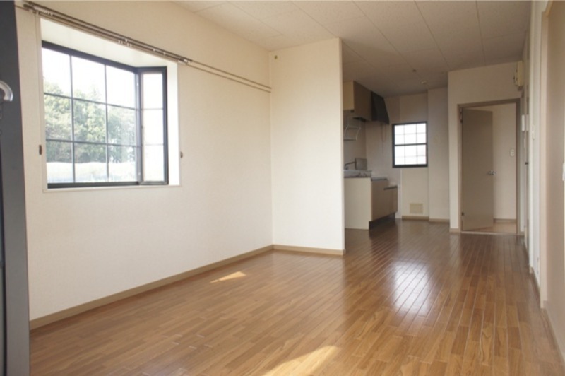 居室・リビング　図面と現状に相違がある場合には現状を優先