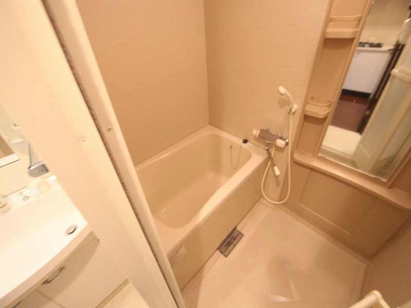 バス・シャワールーム　浴室暖房乾燥機能付バス