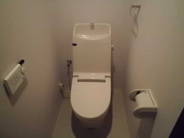 トイレ　トイレ