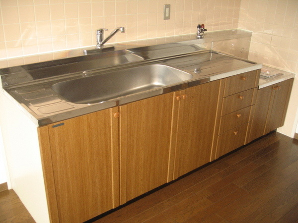 キッチン　収納豊富なキッチンです♪