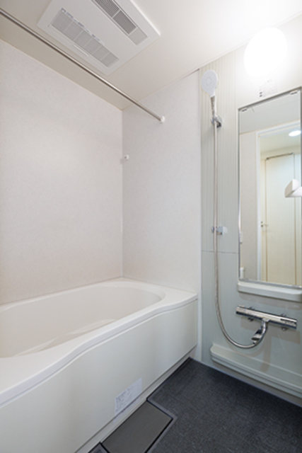 バス・シャワールーム　※写真は同タイプ住戸です。