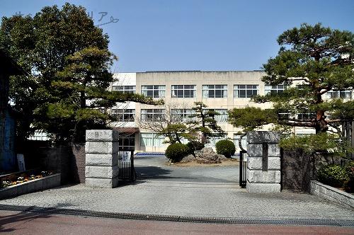 小学校　豊橋市立東田小学校（小学校）まで856m