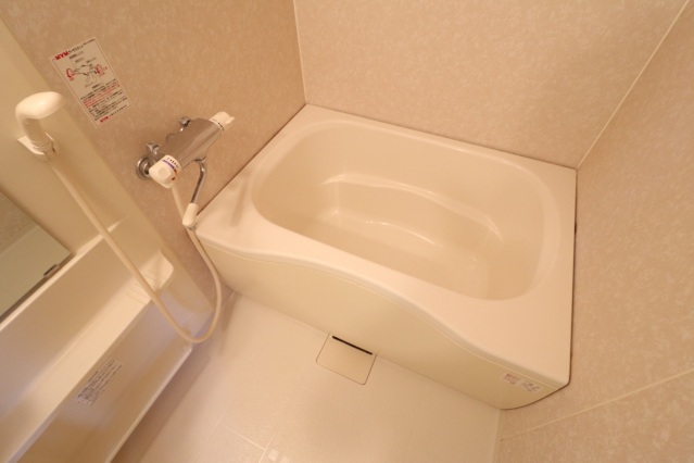 バス・シャワールーム　浴室乾燥機付き