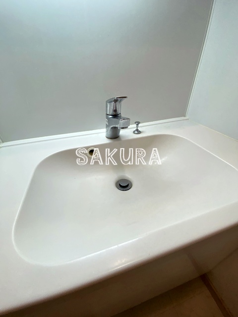 洗面設備　身支度に欠かせない独立洗面台♪