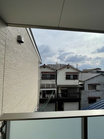 眺望　イメージとして同マンション他部屋を表示しています