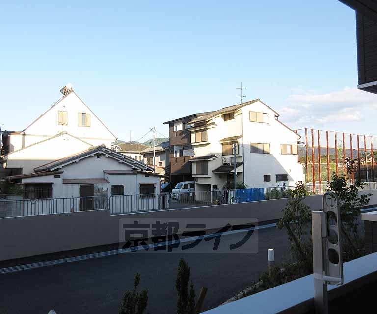 眺望　周辺は閑静な住宅街です。