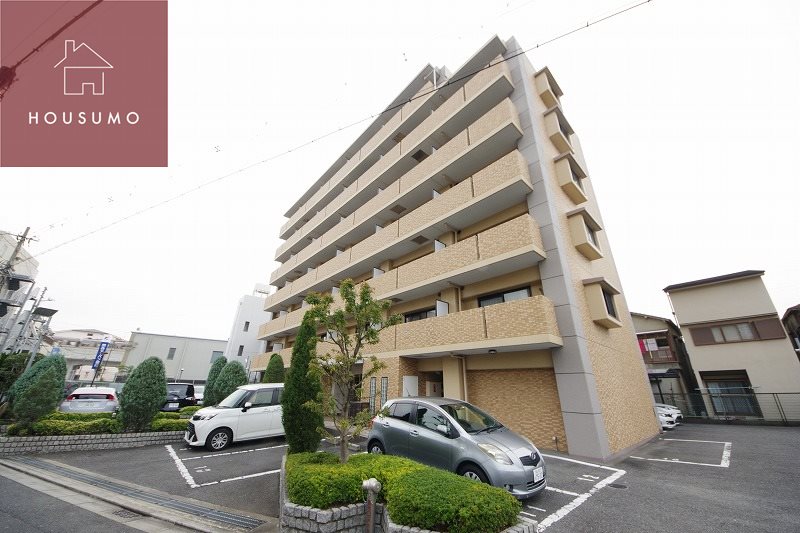 建物外観　落ち着いた雰囲気の外観です