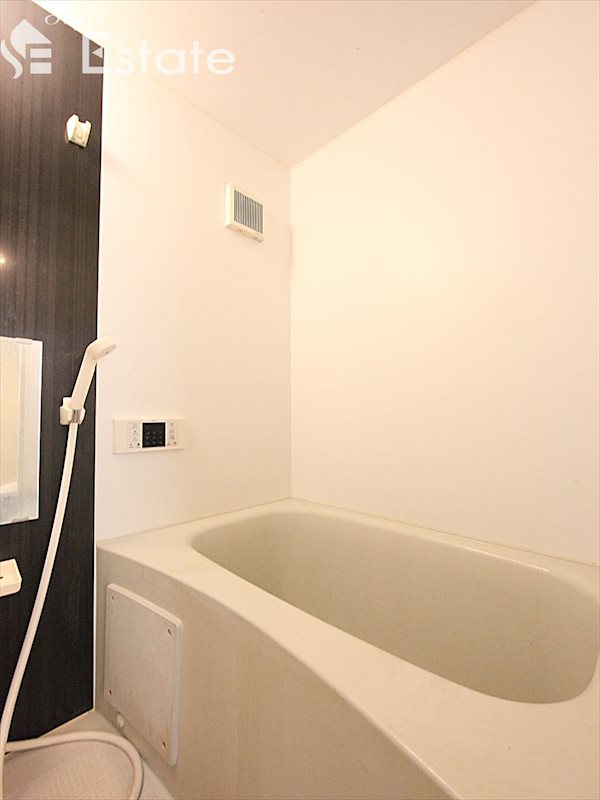 バス・シャワールーム　バスルーム