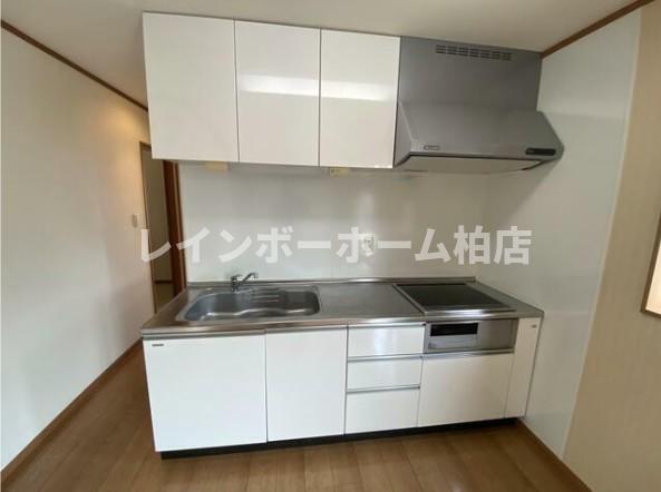 キッチン　きれいなキッチンです