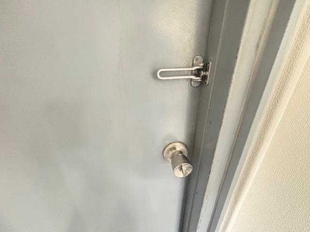 玄関　同建物の違うお部屋の写真です