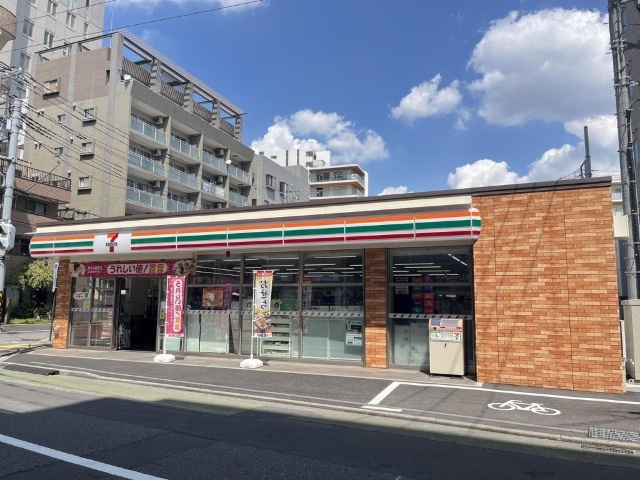 コンビニ　セブンイレブン川崎多摩区役所前店（コンビニ）まで271m