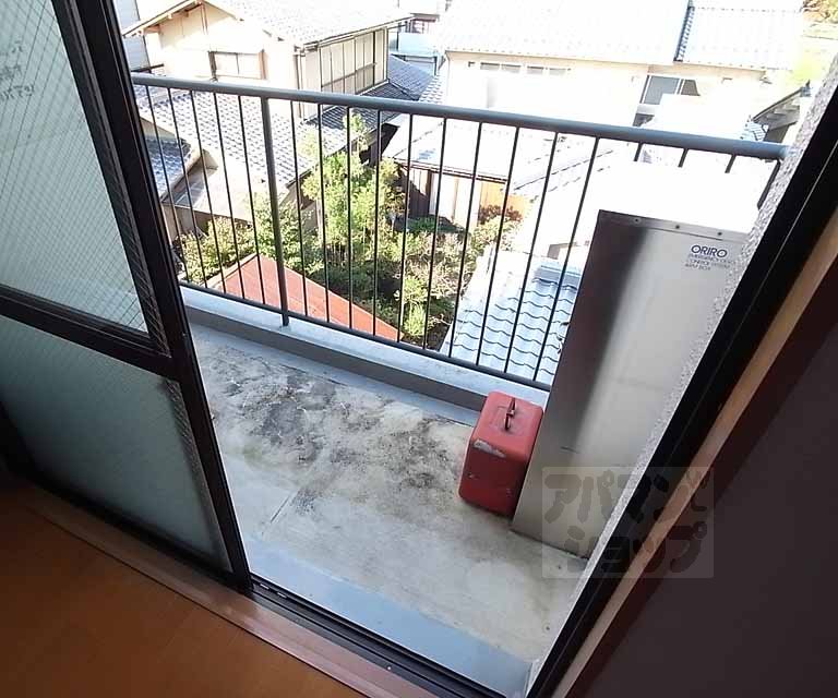 バルコニー　バルコニ