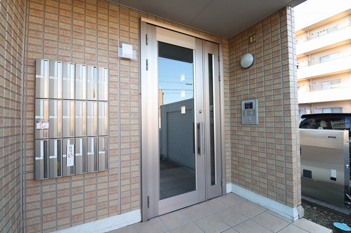 エントランス　オートロックエントランス