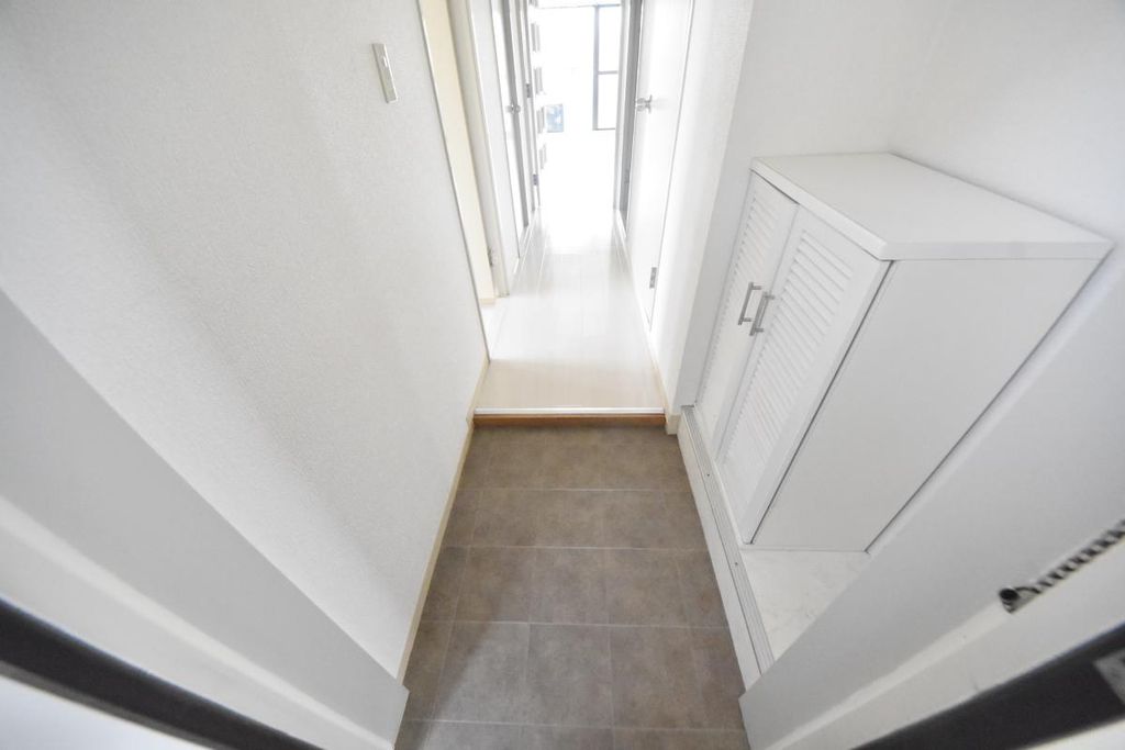 玄関　他号室参考写真