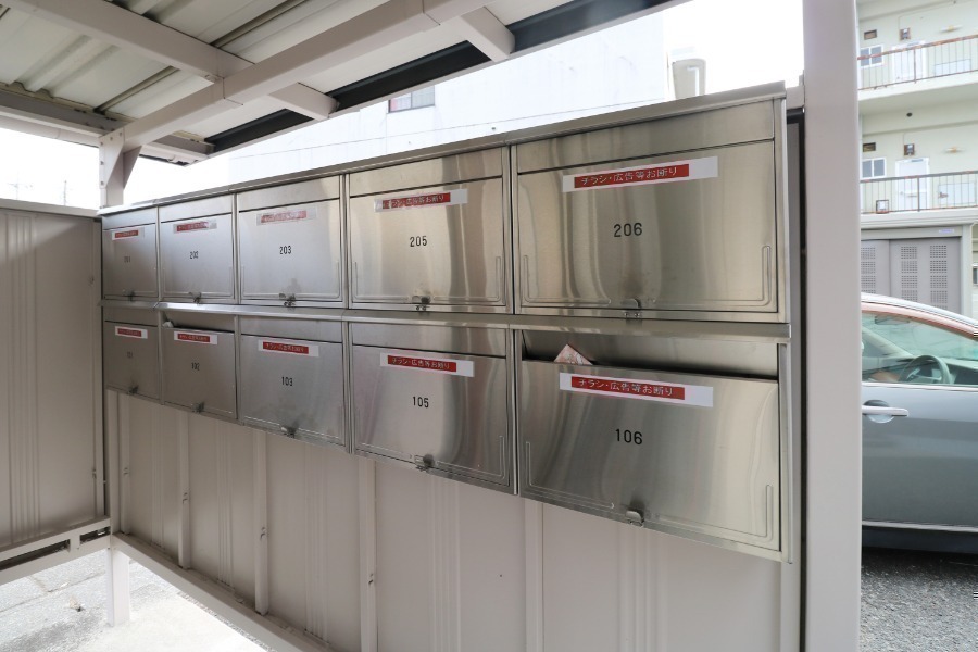 エントランス　集合ポスト