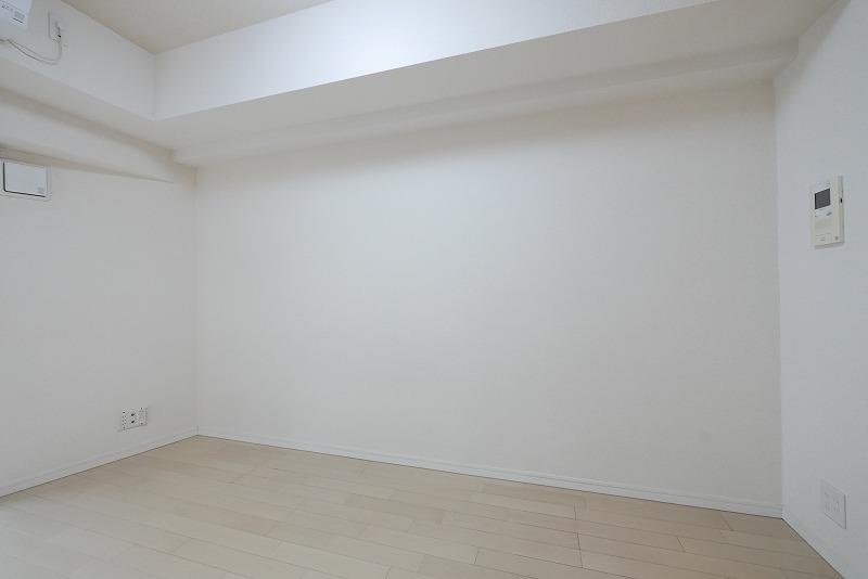 居室・リビング　☆明るい洋室☆