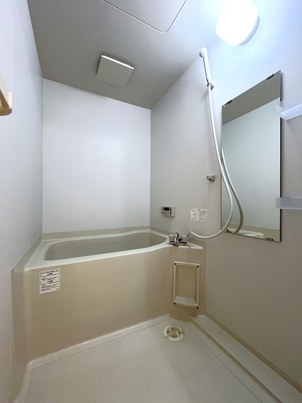 バス・シャワールーム　日々の疲れを癒すお風呂付です