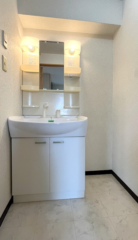 洗面設備　忙しい朝には欠かせない洗面所です