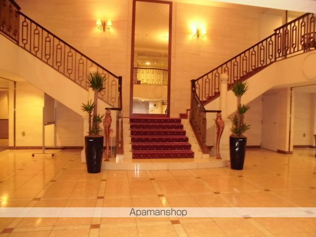 ロビー　ロビー