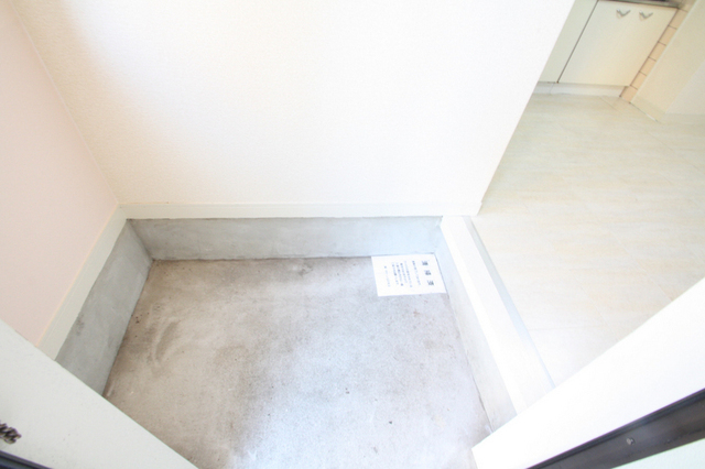 玄関　別部屋の参考写真の為、原状優先です。