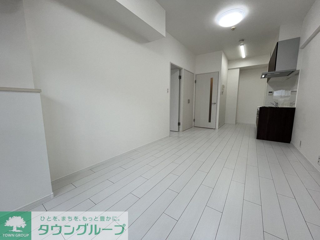 居室・リビング　エントランス