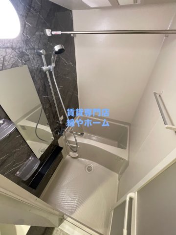 バス・シャワールーム　日々の暮らしに欠かせないお風呂です