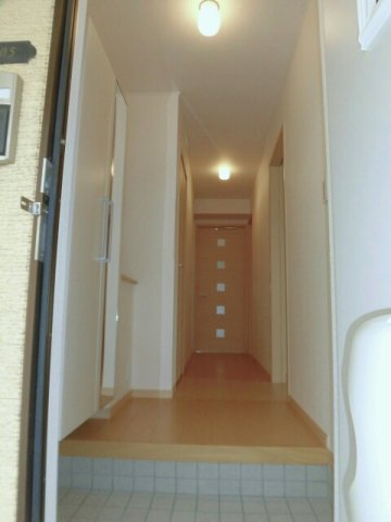 玄関　明るい玄関です