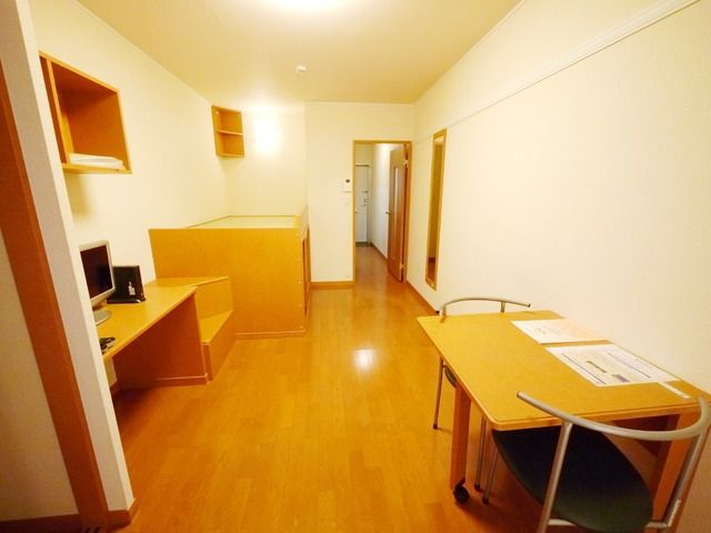 居室・リビング　★きれいな洋室★