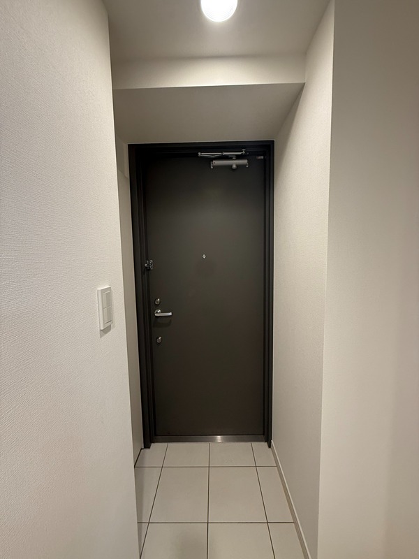 玄関　※同タイプ別階数部屋