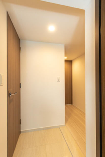 玄関　※写真は同タイプ住戸です。