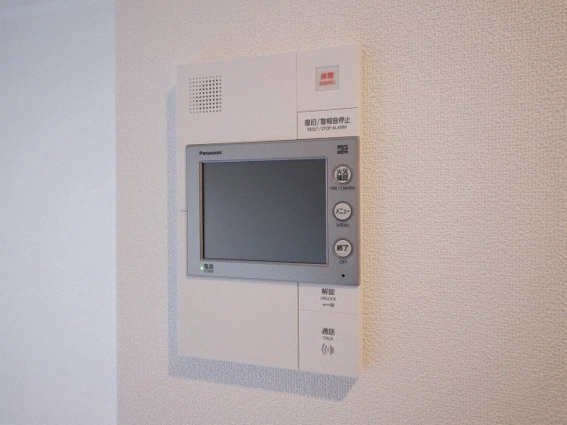 セキュリティ　モニター付きインターホンです