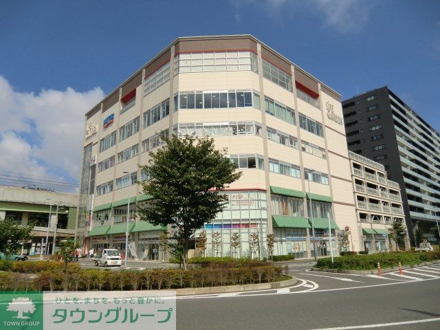 ショッピングセンター　ライフガーデン流山おおたかの森（ショッピングセンター）まで110m